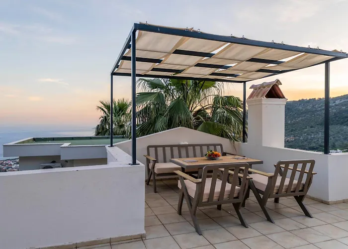 Semesterbostad Tara Kaş