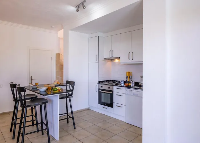 Semesterbostad Tara *