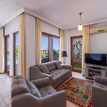 Tara Holiday home